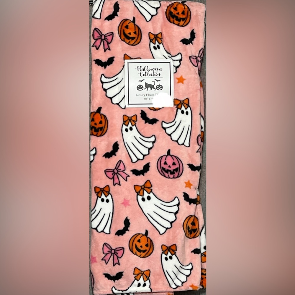 Pink Halloween Fleece Throw Blanket